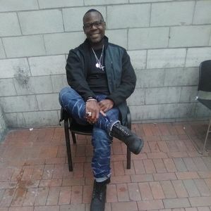 Meet your Posher, Lawrence